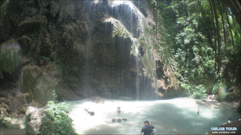 투말록 폭포 - Tumalog Water Falls