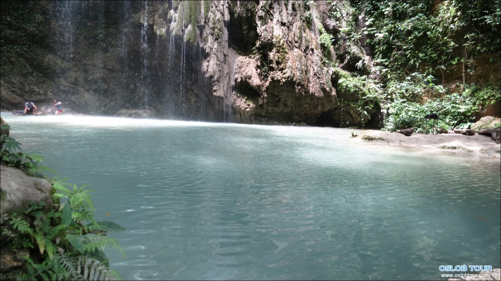 투말록 폭포 - Tumalog Water Falls